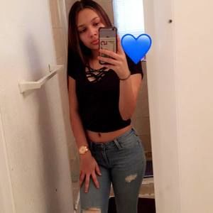 Meet your Posher, Carla