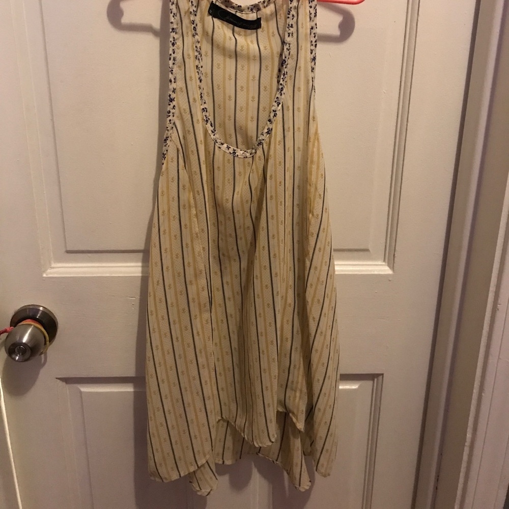 Sheer and very comfortable. Sz sm