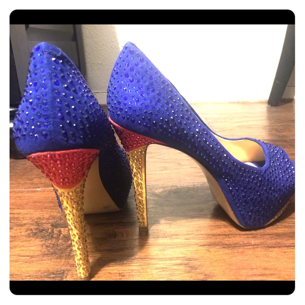 Gianni Bini bedazzled heels