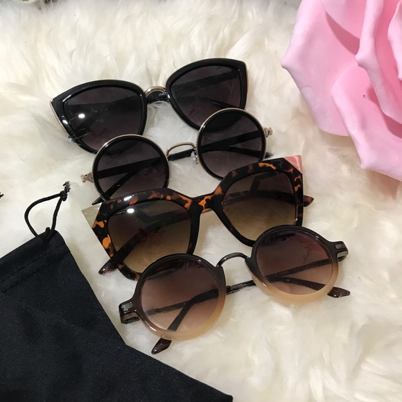 Urban Outfitters Accessories - bundle | fashion sunglasses