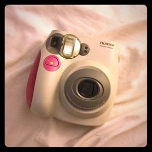 Pink/White Fujifilm Fuji Instax Mini 7s camera