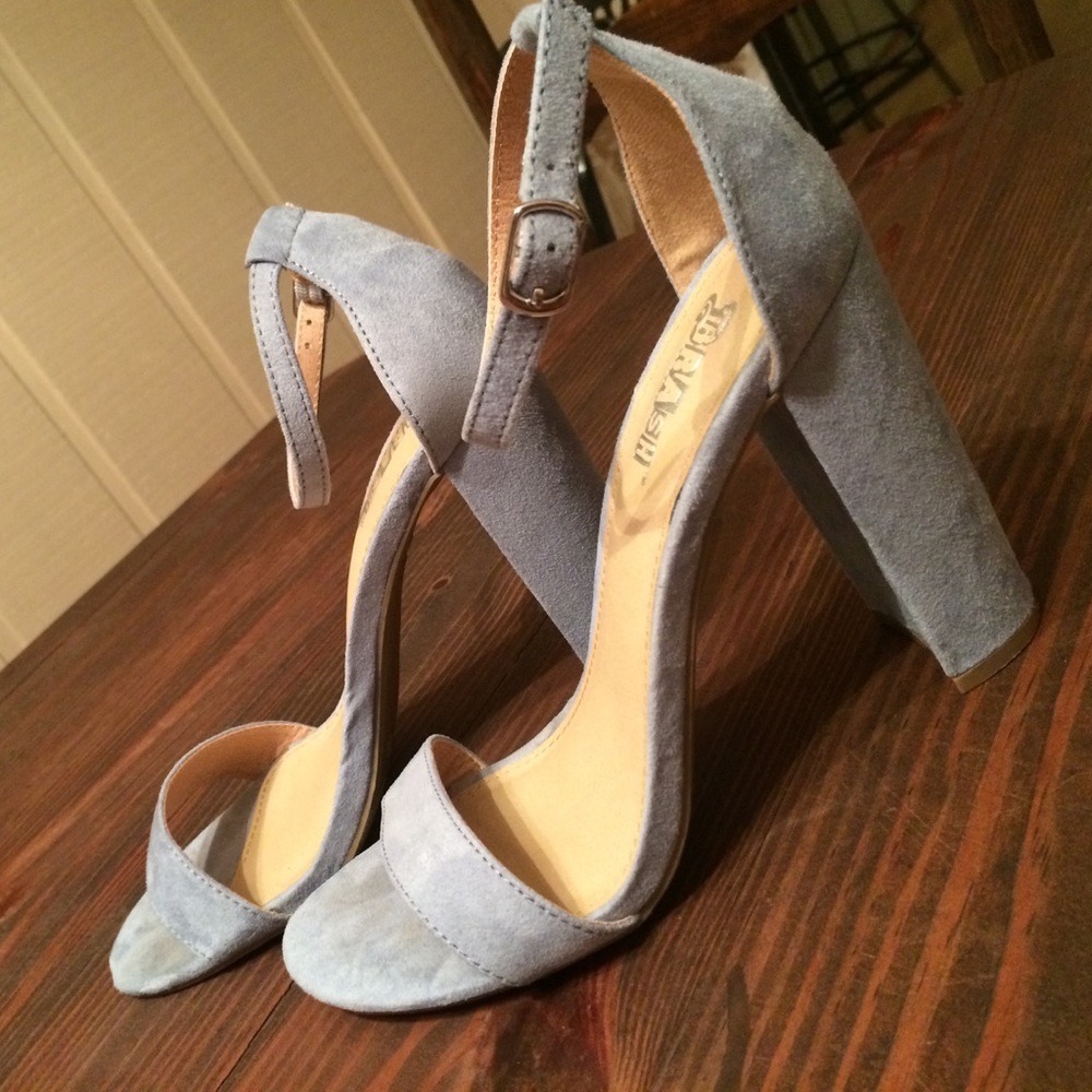 Chunky heel