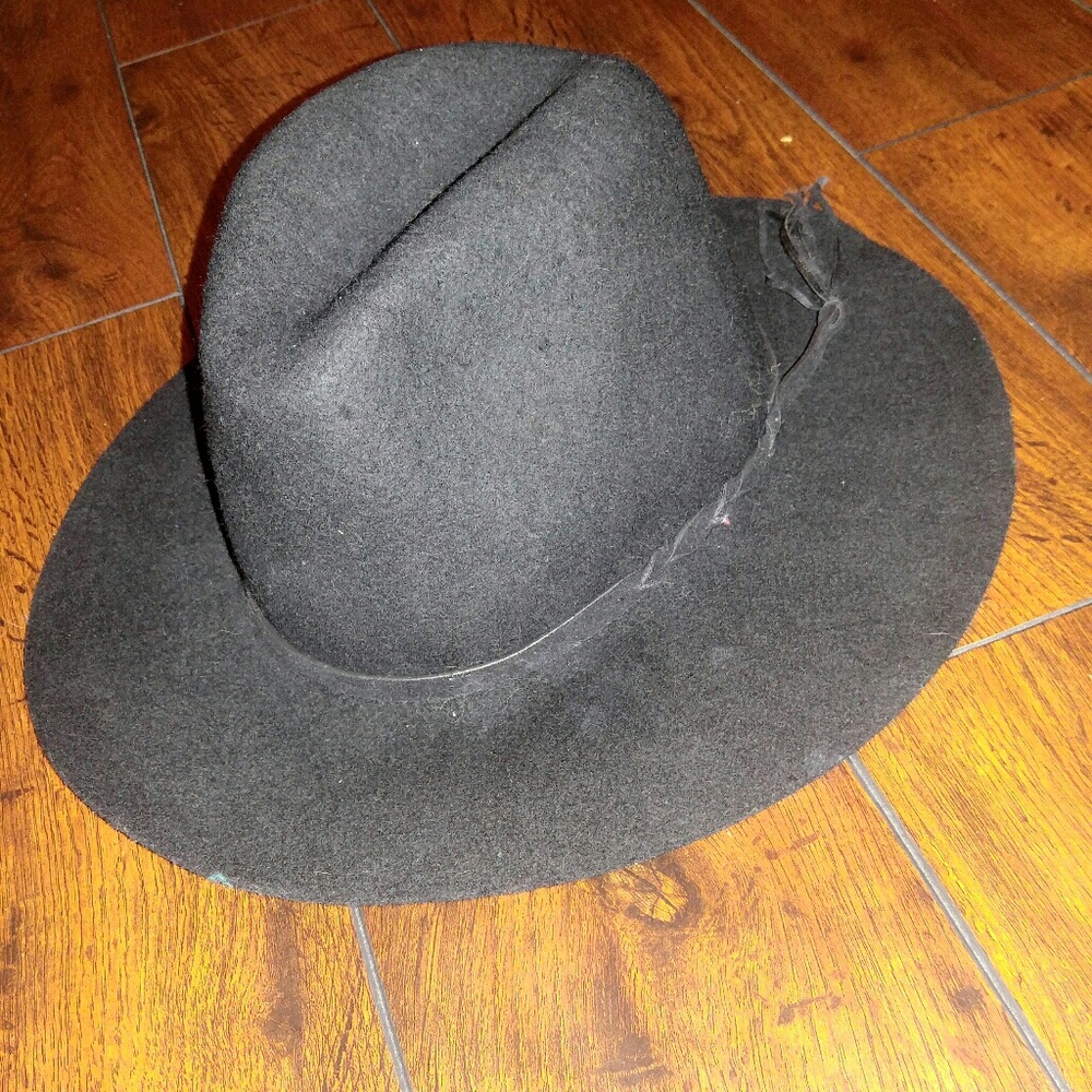 Cute Black Fashionable Hat