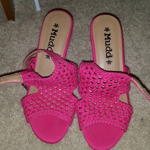 Mud Wedge Sandals Size 10