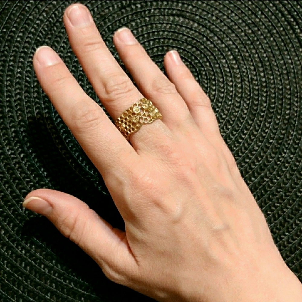 SOLD⭐C+I Honeycomb Ring