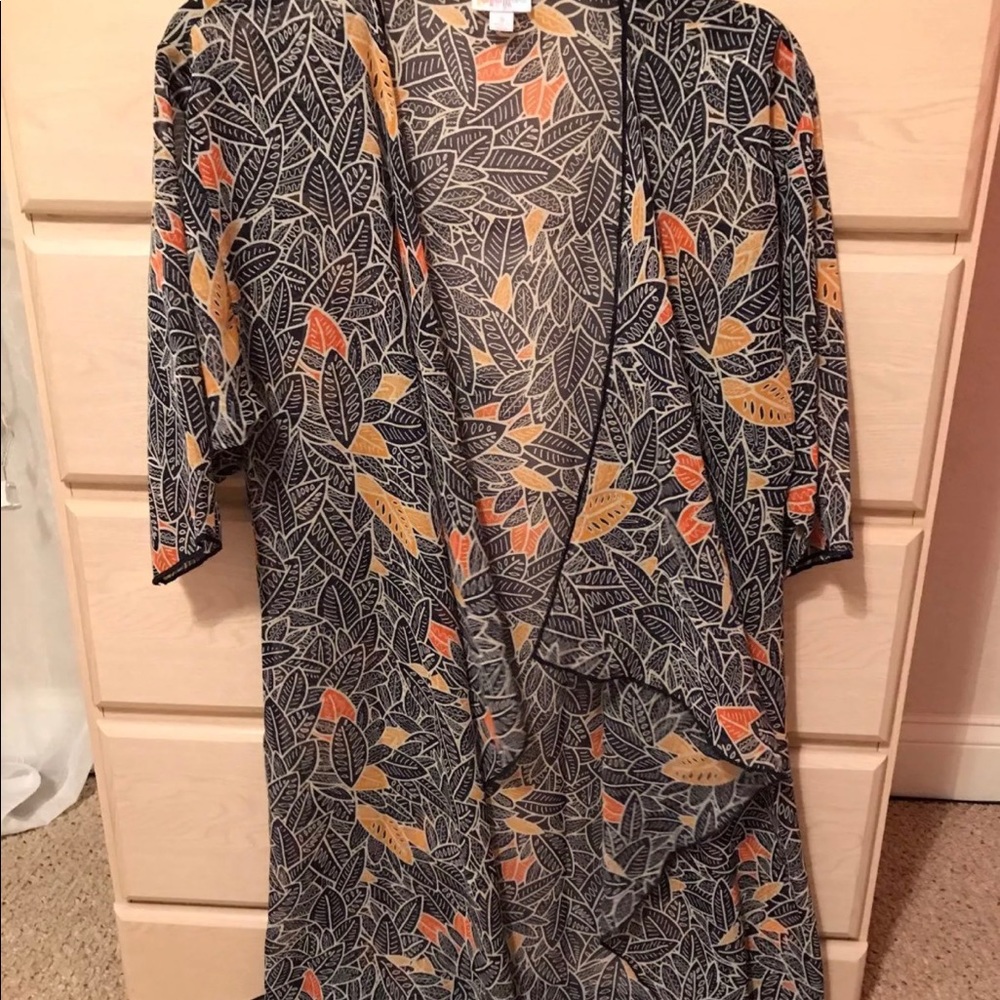 Lularoe Small Shirley