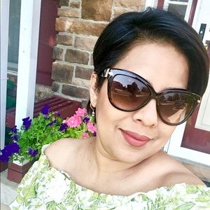 Meet your Posher, Sharmila