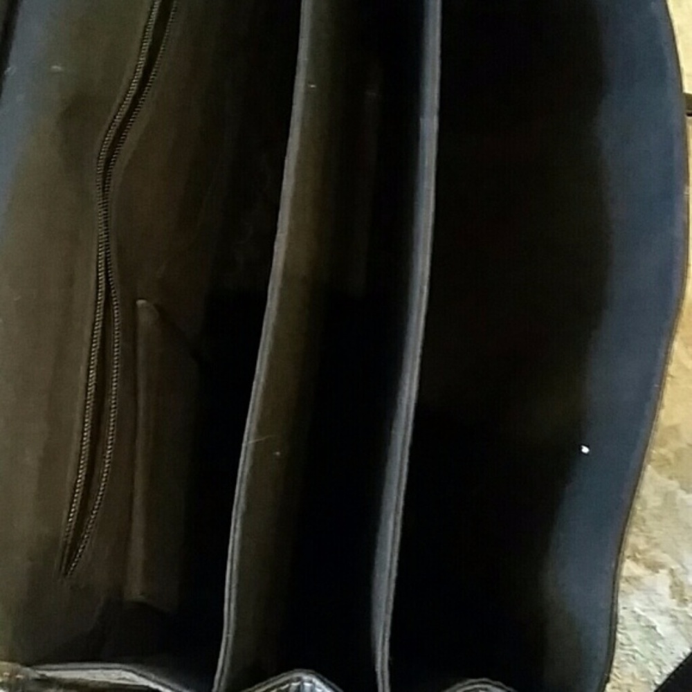 FOSSIL All Leather Briefcase - Picture 5 of 5