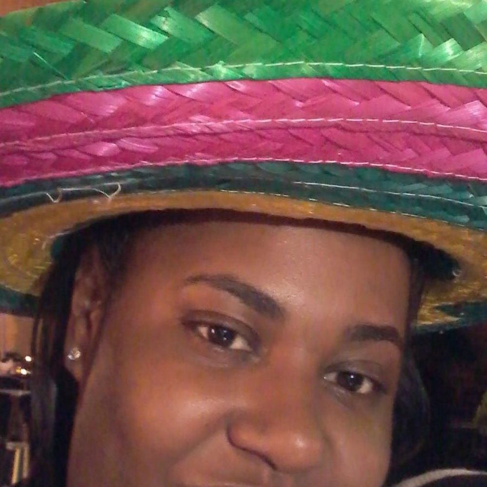 Meet your Posher, Donita