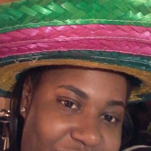 Meet your Posher, Donita