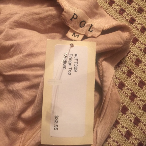 ⭐️FRINGE TOP⭐️ - Picture 3 of 3