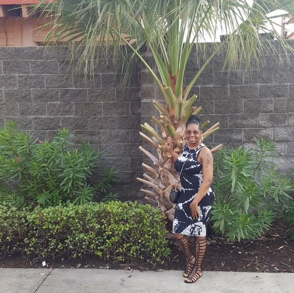 Meet your Posher, Roxii - Picture 2 of 8