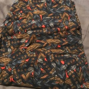 Lularoe feather leggings