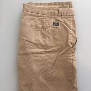 Men's Izod Chino tan Khaki pants size 34x32