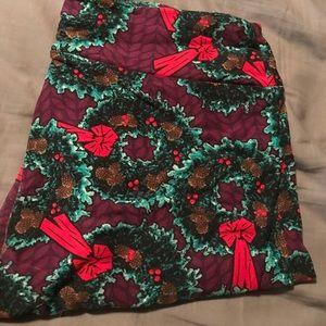Lularoe Christmas leggings