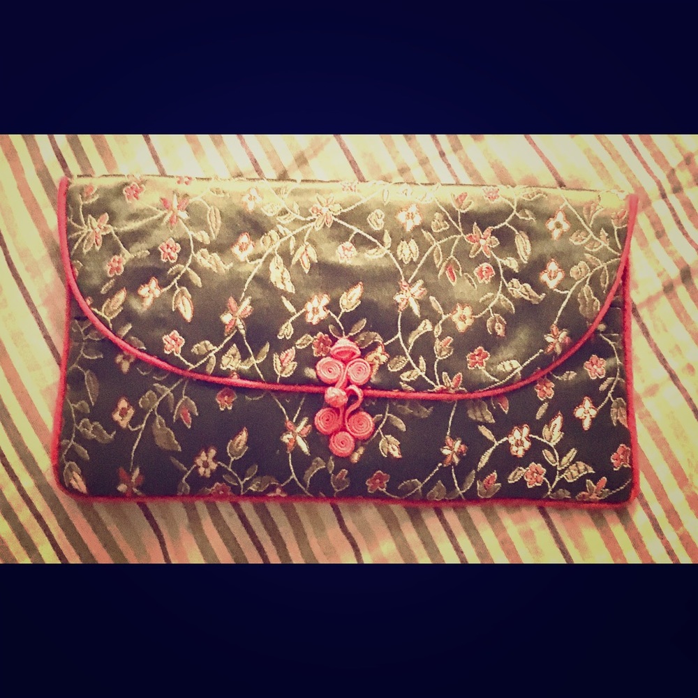 Gorgeous Green Floral Print Fashion Purse!