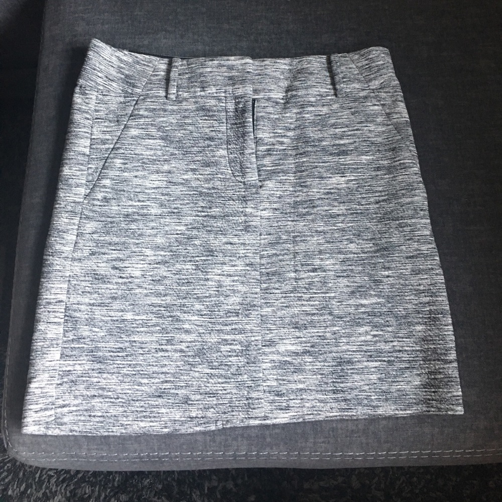 NWOT LOFT mini skirt