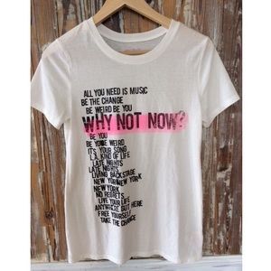 Arizona Jean Co White Graphic Shirt