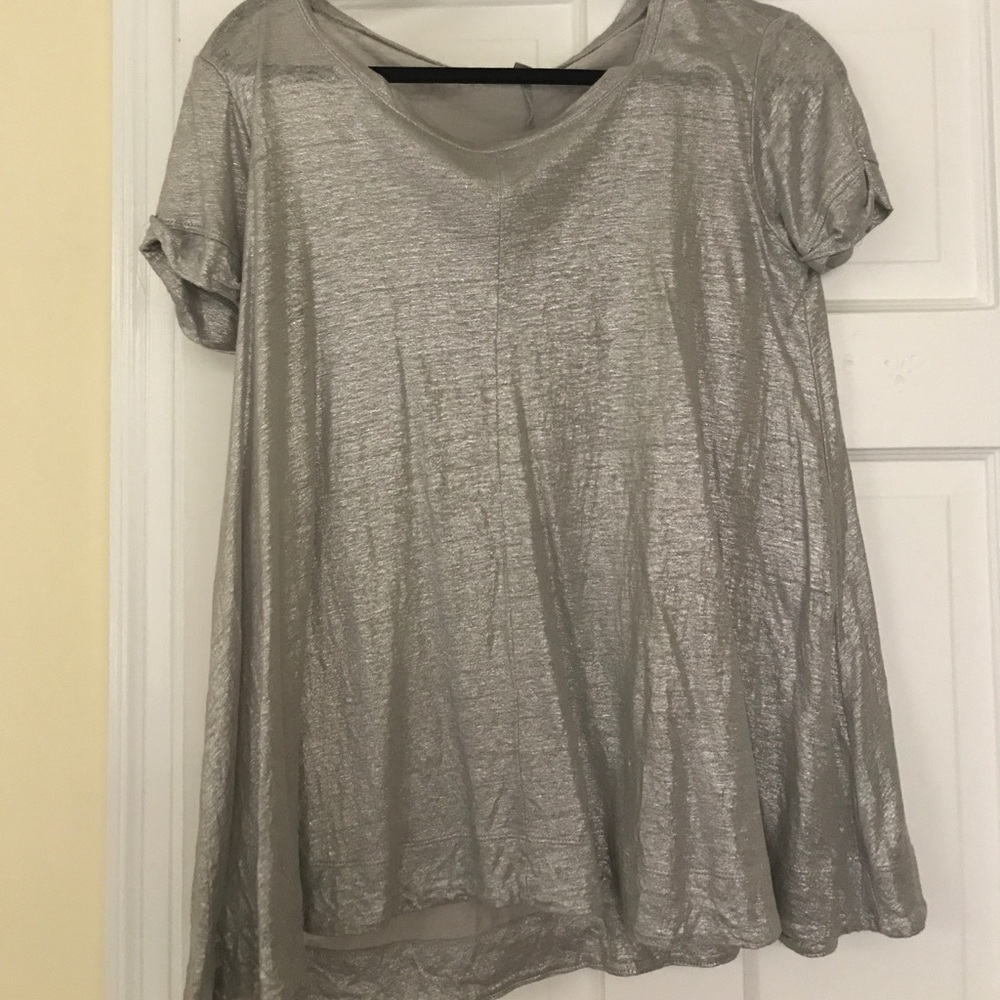 Metallic top