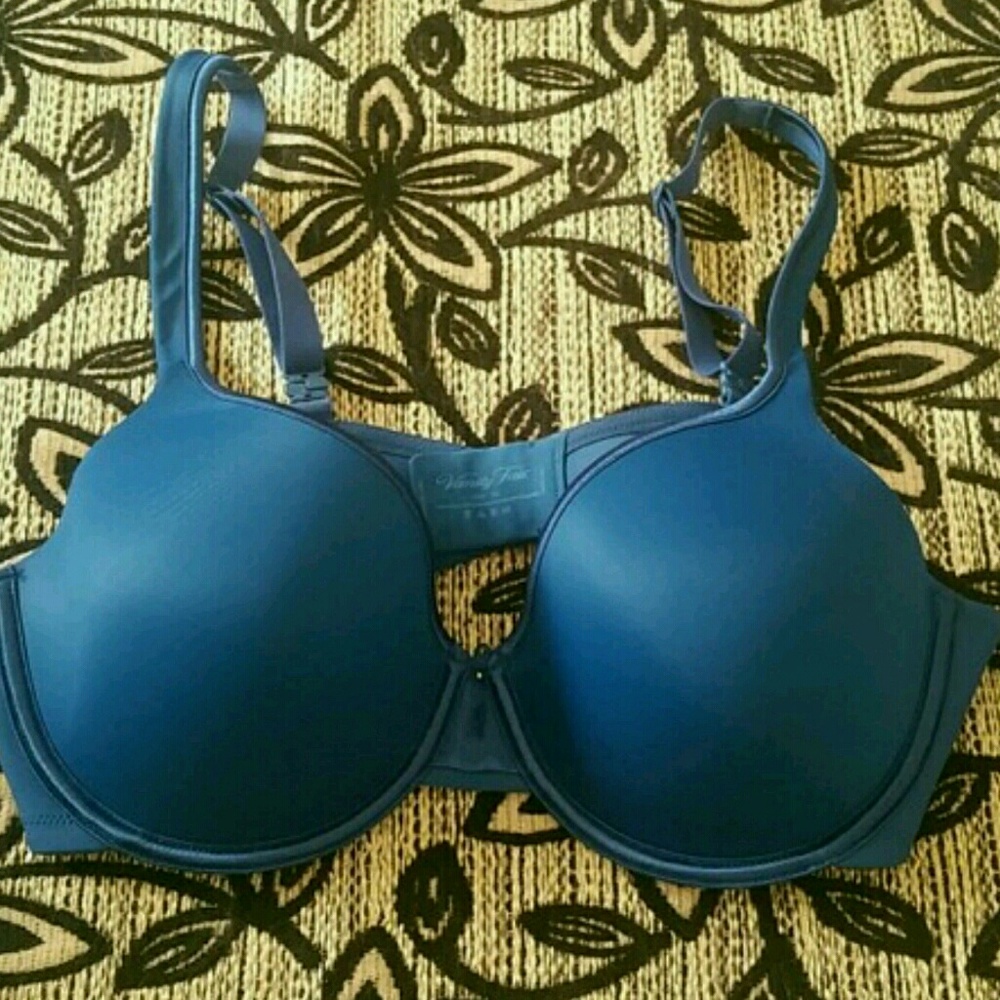 Vanity Fair 5-way conversion bra