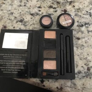 Eyeshadow bundle