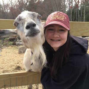 Meet your Posher, Alyx