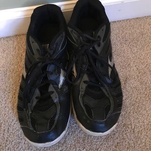 Mizuno Wave volleyball shoes women's size 12
