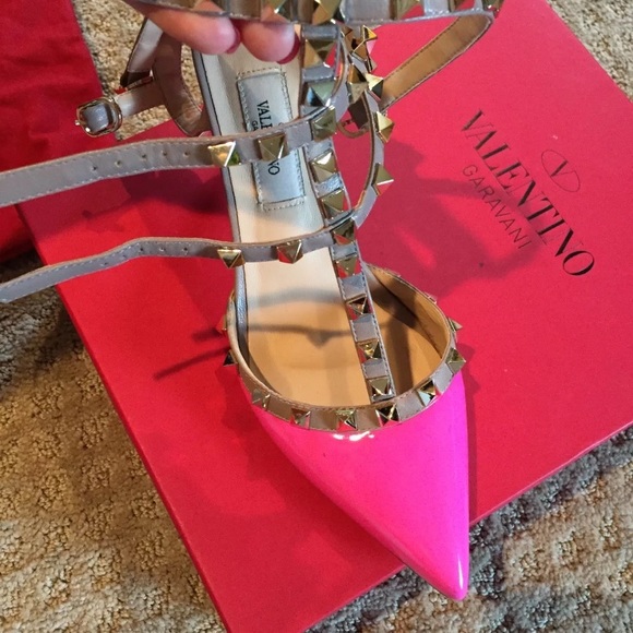 Valentino Rockstud kitten heels 39❌‼️SOLD!!!!!!!‼️ - Picture 1 of 8