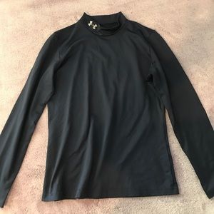 KIDS YOUTH XL UNDER ARMOUR LONG SLEEVE IN NAVY