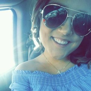 Meet your Posher, Kaelee