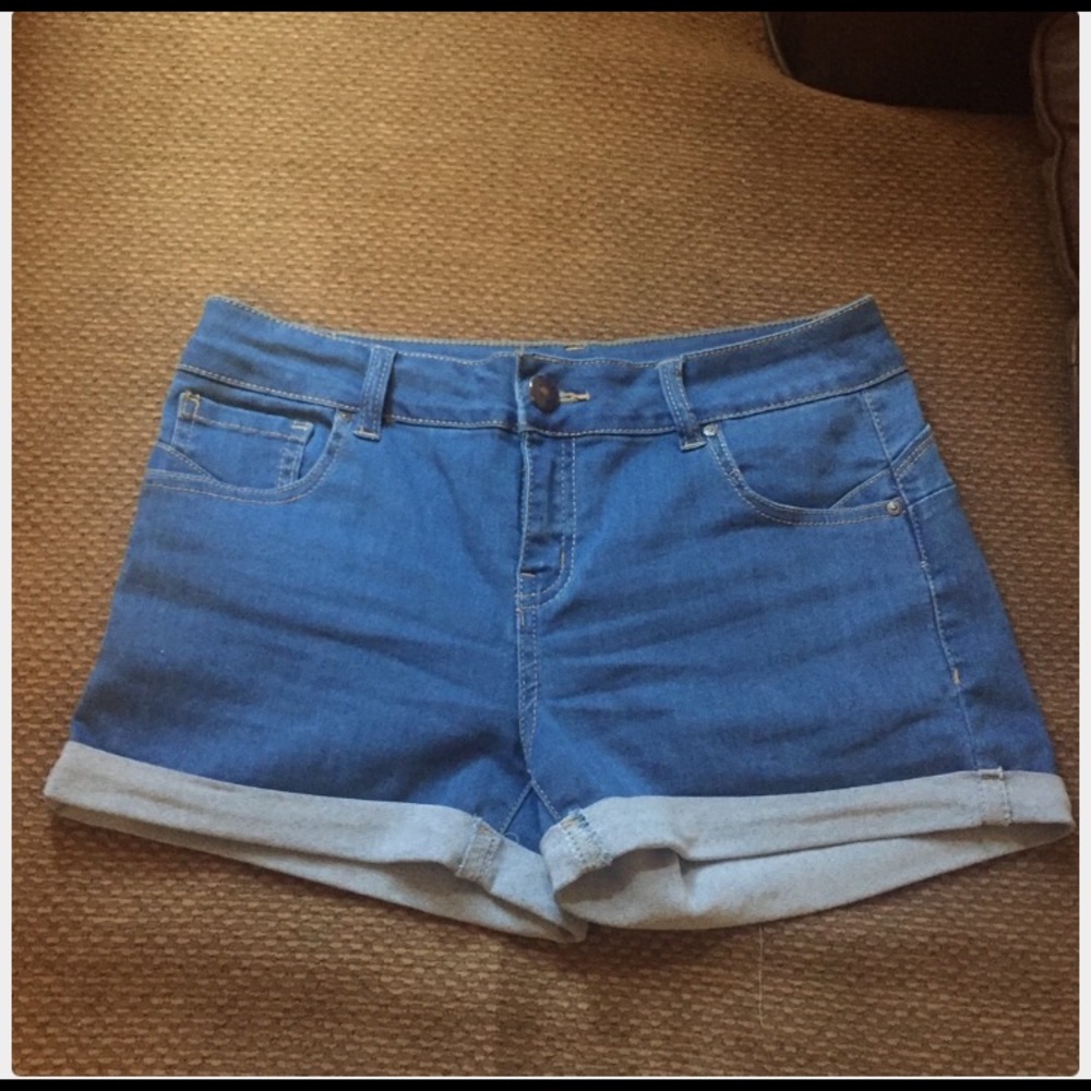 Booty Push-Up Shorts