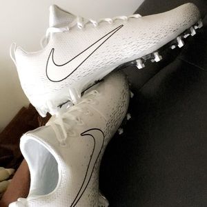 Football cleats