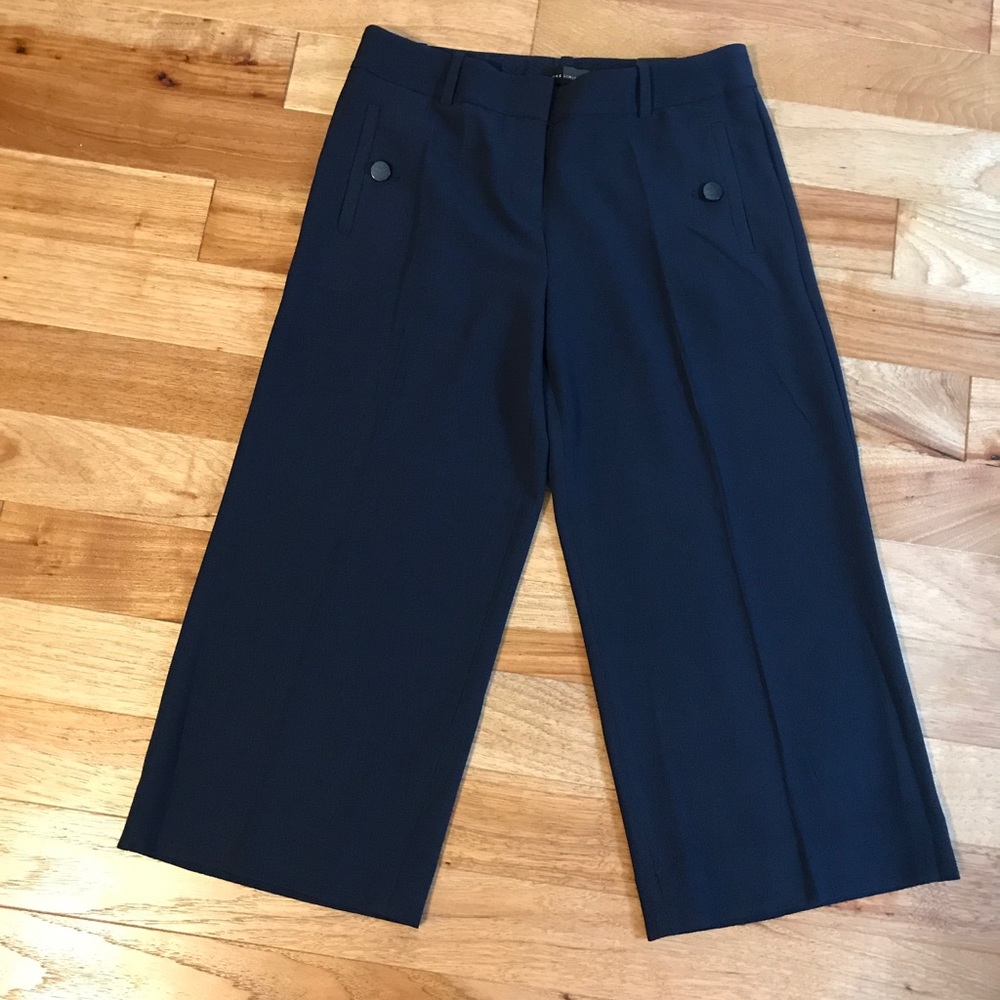The Limited Modern Crop pants size 4 NTW