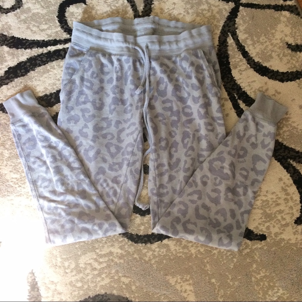 Grey cheetah pants