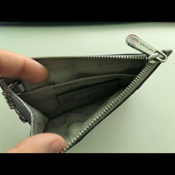 Michael Kors coin purse - ID holder 💋 - Picture 3 of 3
