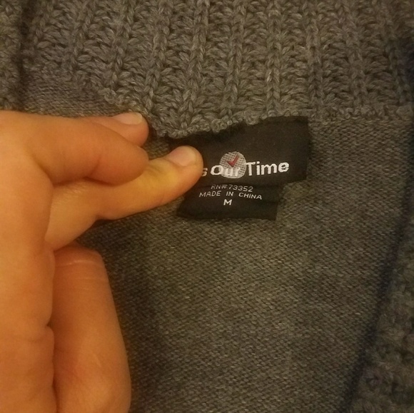 Sweater - Picture 2 of 2