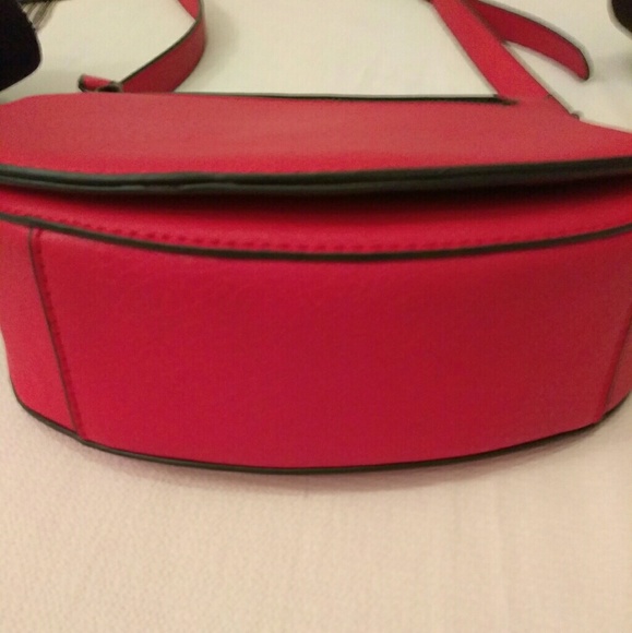 NWOT Edgy Red Leather Purse😎 - Picture 4 of 7
