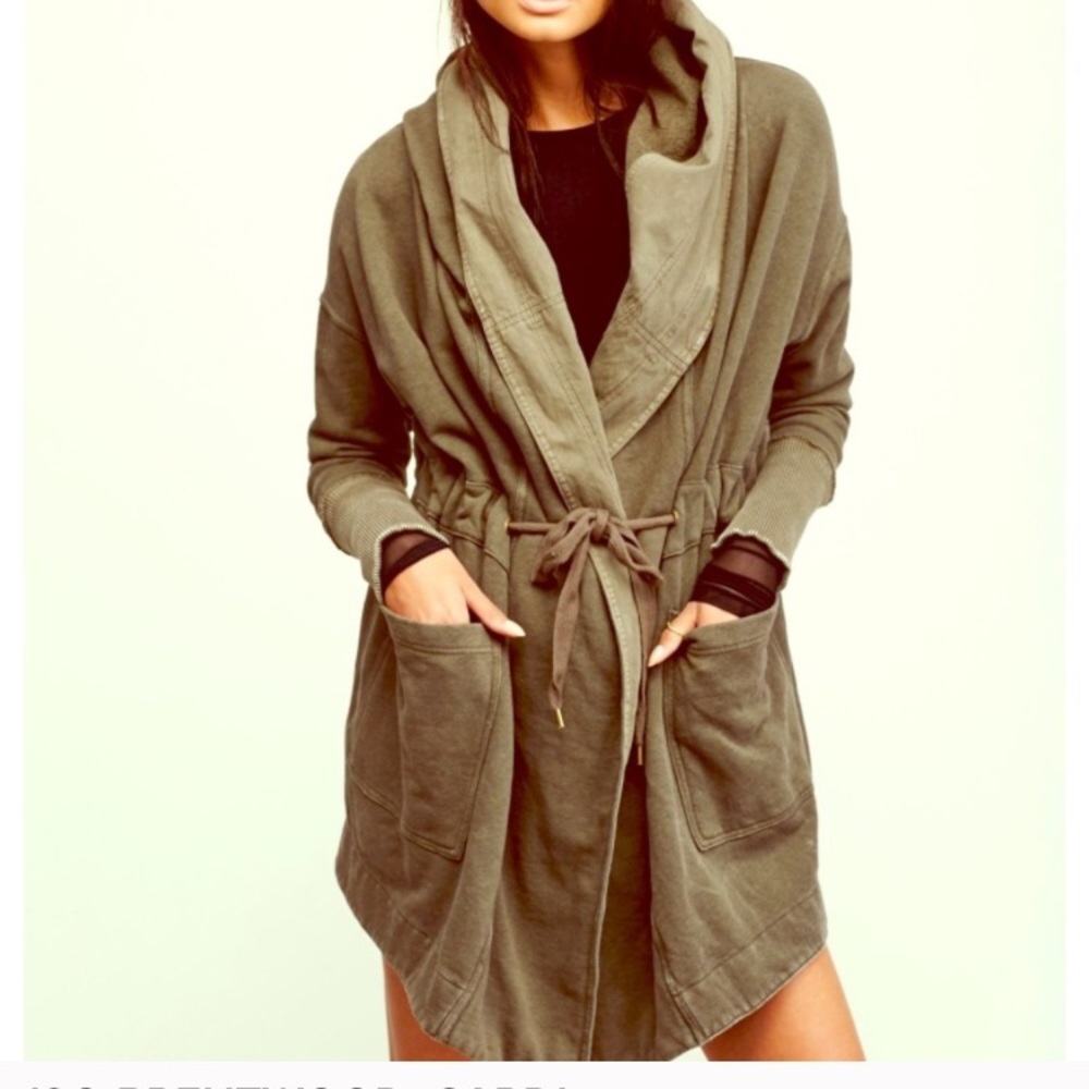 ISO Brentwood cardigan!!