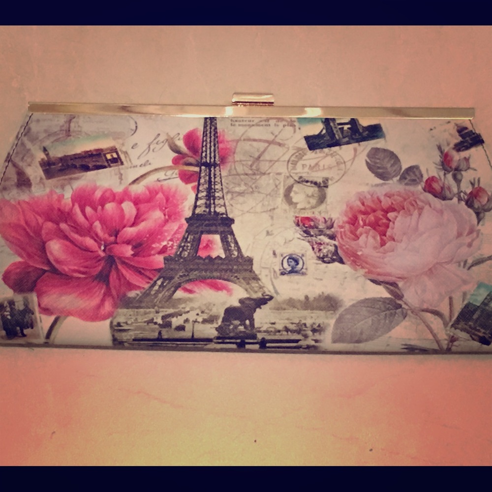 Clutch purse