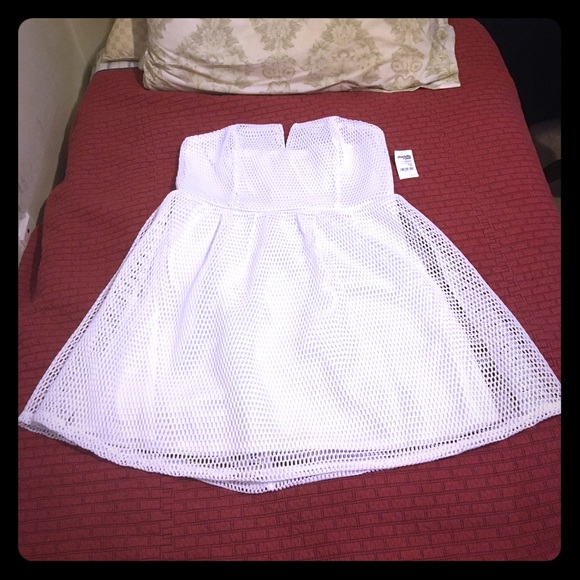 Charlotte Russe White Netted Strapless Dress - Picture 1 of 3