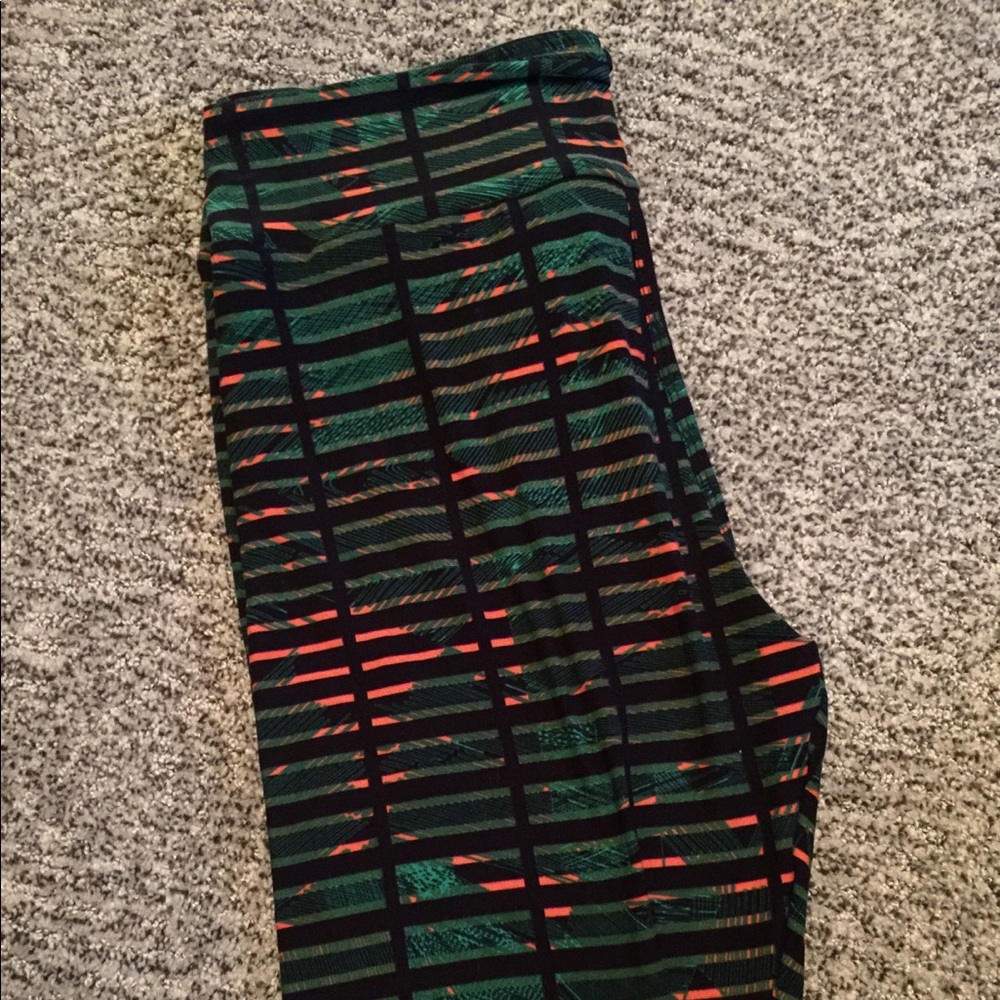 SOLD Lularoe - T/C - 🦄🦄🦄