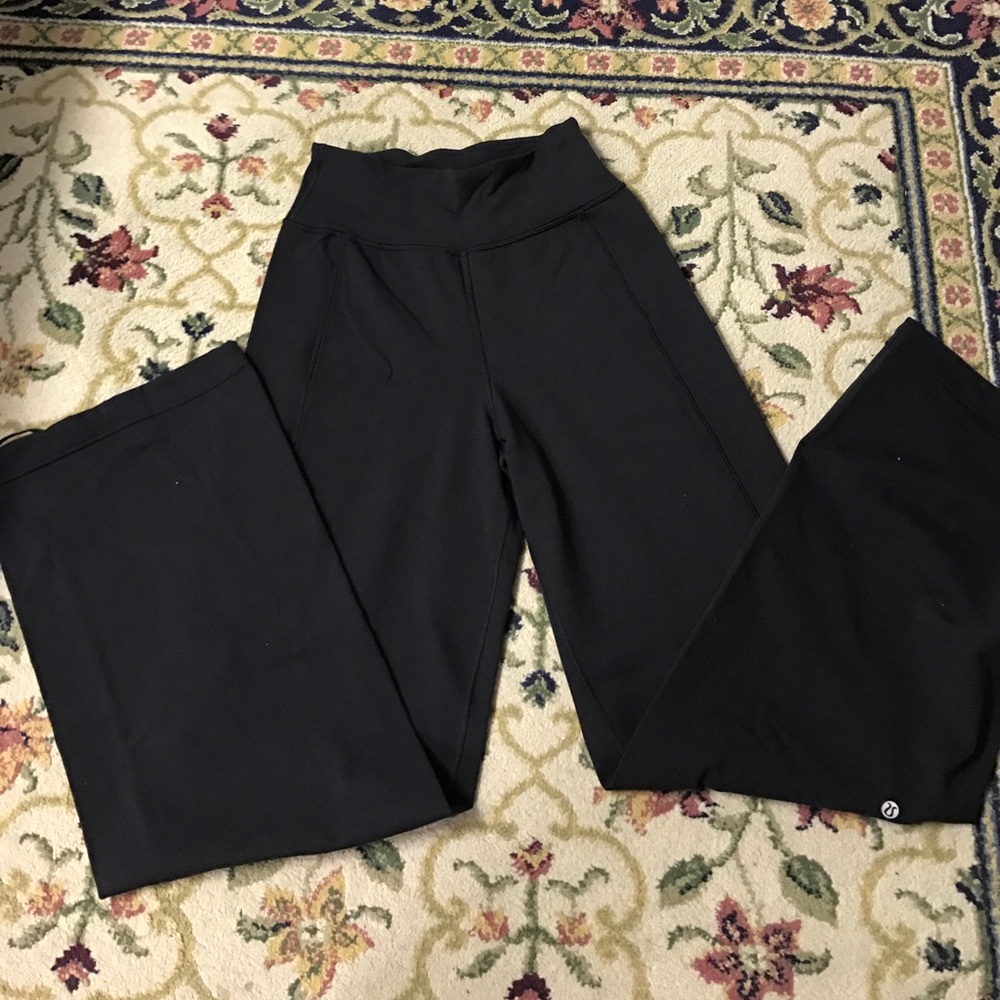 SOLD-Lululemon sit in stillness pants