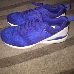 NIKE Air women's size 9