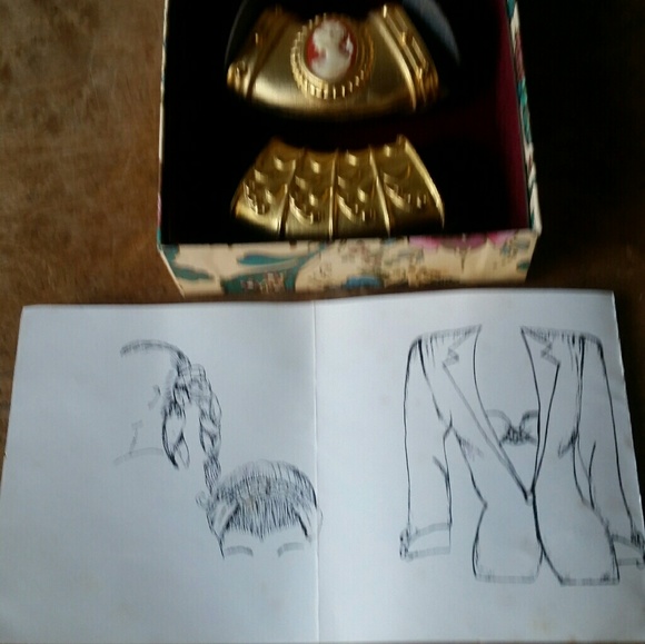 VINTAGE Scarf Tube - Picture 7 of 8