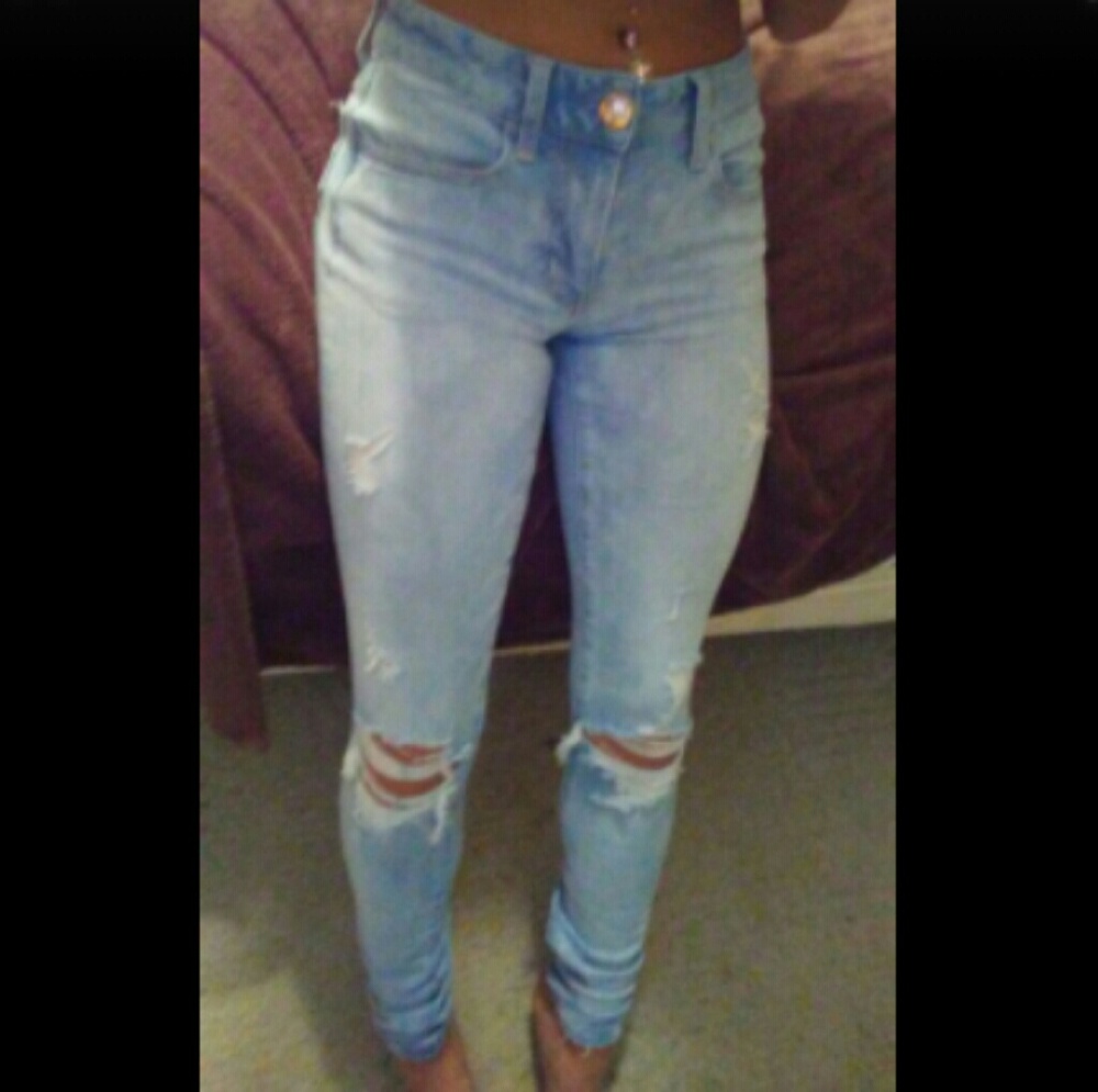 AEO Distressed jeggings