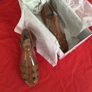 Sandals with buckle closure. Fit more like a 7