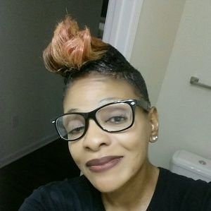 Meet your Posher, Sherry