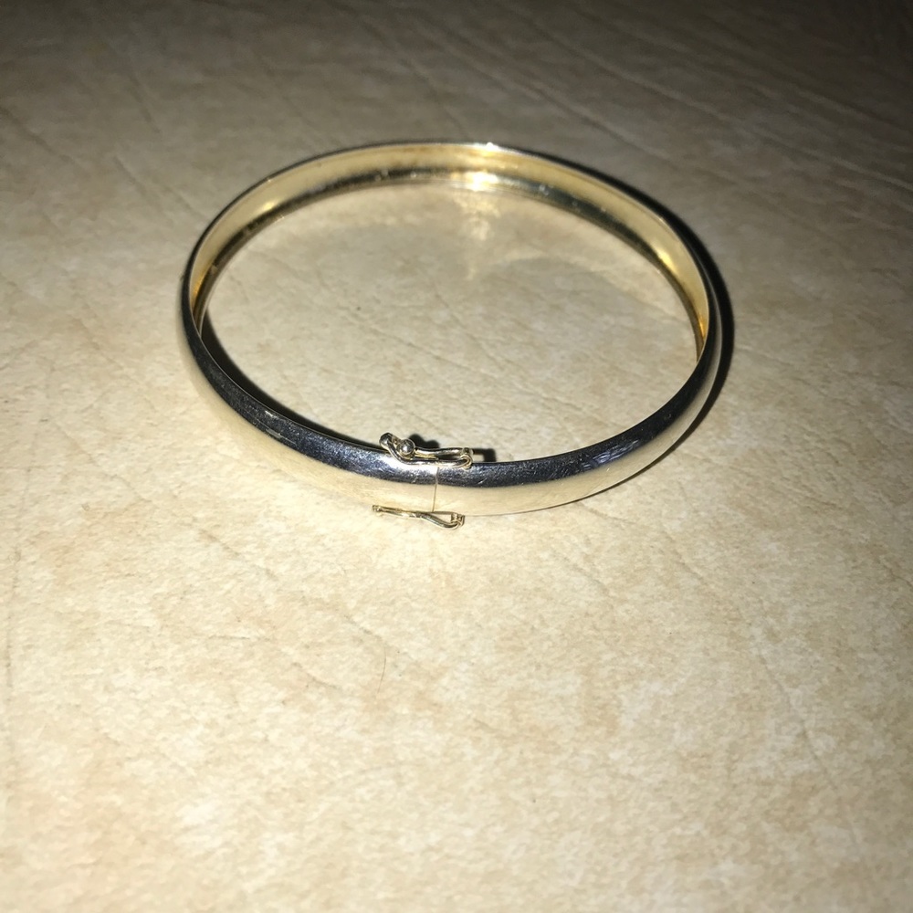 Silver bracelet.