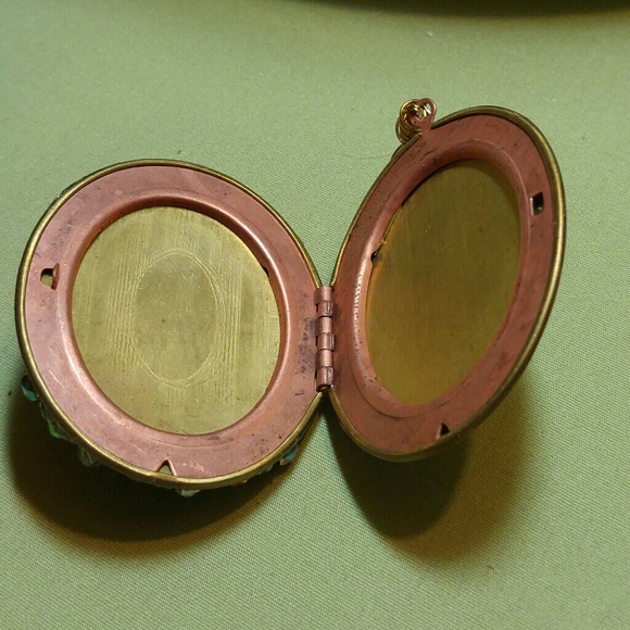 #0022 Artisan Handcrafted Nebula Helix Locket - Picture 3 of 4