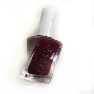 Essie Gel Couture 'Gala-vanting'